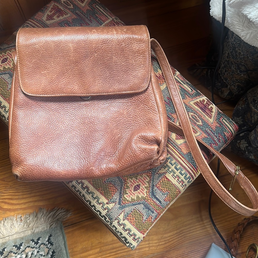 Simon leather shoulder bag